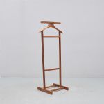 1316 3157 VALET STAND